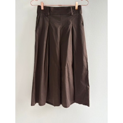 Feminin nederdel, Wilto