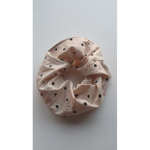 Creme DOT Scrunshie