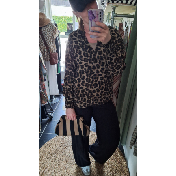 LEO bluse