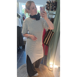 KMPE BLOMST, spnde/ broche