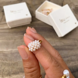PEARL BUNCH Ring, IBU
