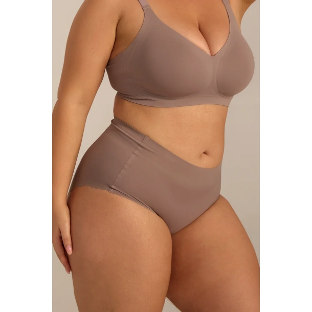 invisible highwaist Maxi trusse, FemiFemme 