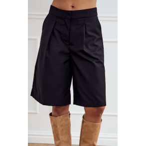 KAZIANA shorts, NOELLA